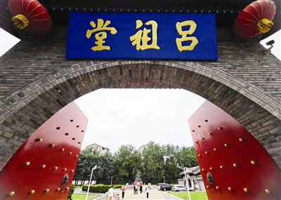 一座古建双重传奇 一楼烟火津味新兴"